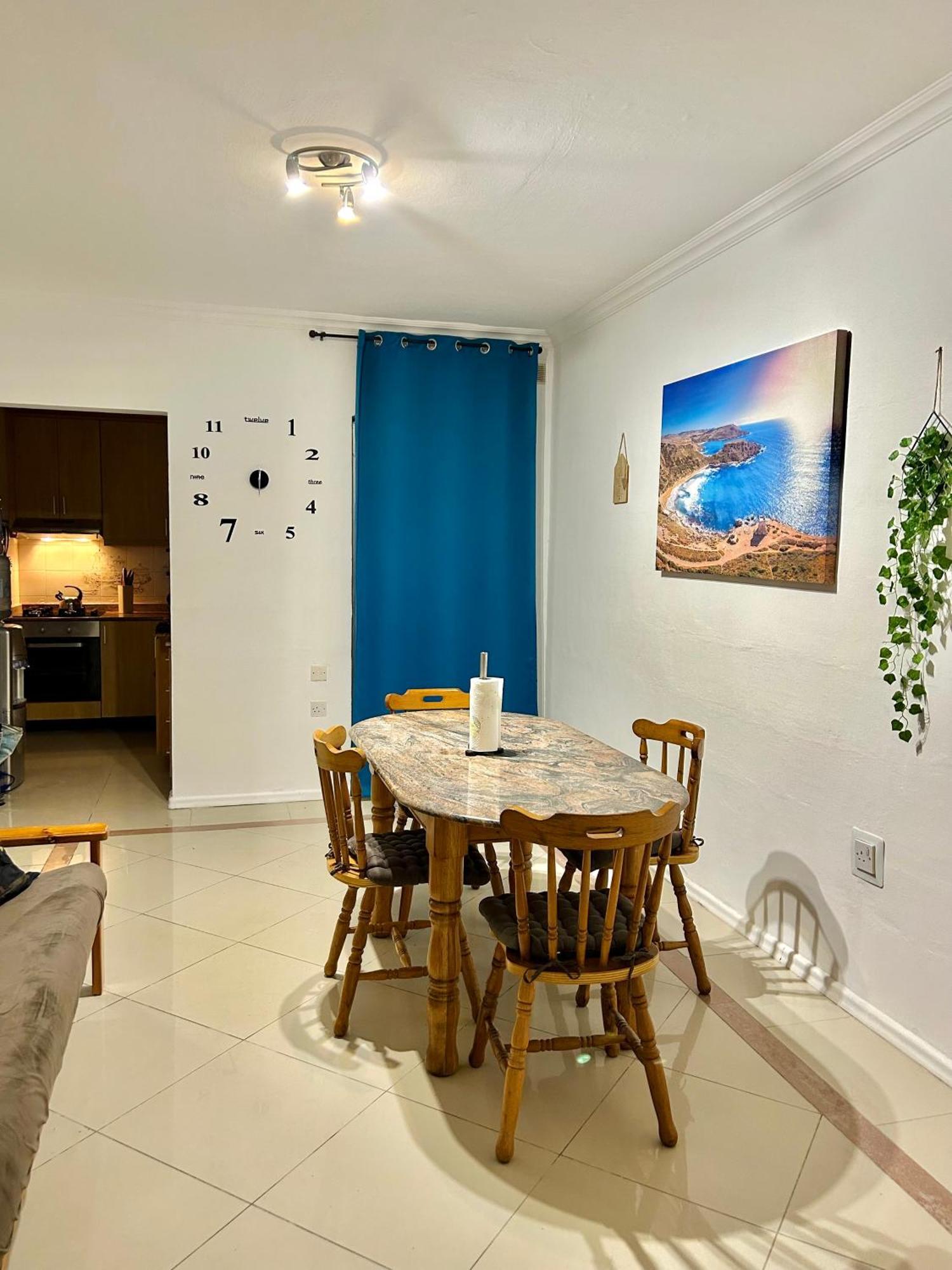 Beach Front 3-Bedroom Holiday Home เมลลิฮา ภายนอก รูปภาพ